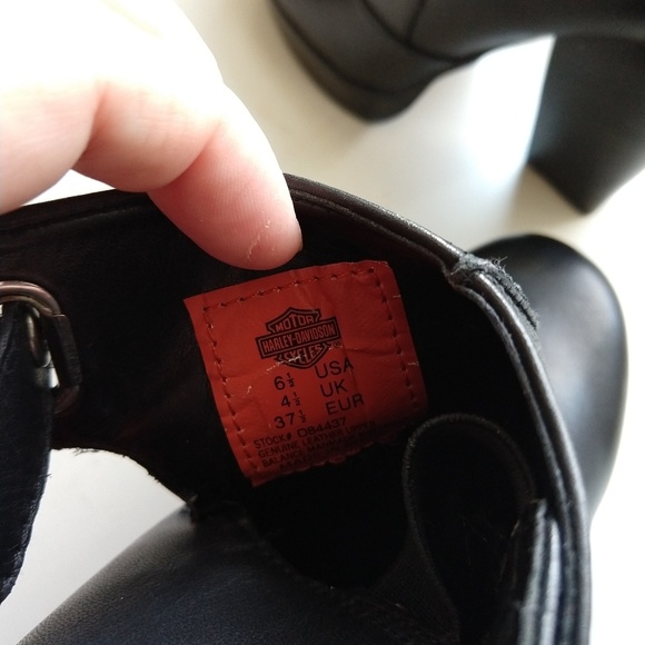 Harley Davidson Leather Ankle Boots - Picture 2 of 4